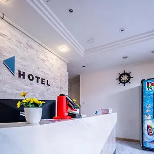 K 14 Hotel